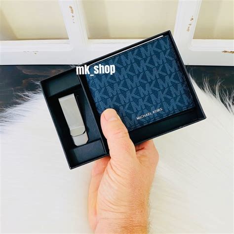 michael kors slim billfold wallet|michael kors money clip.